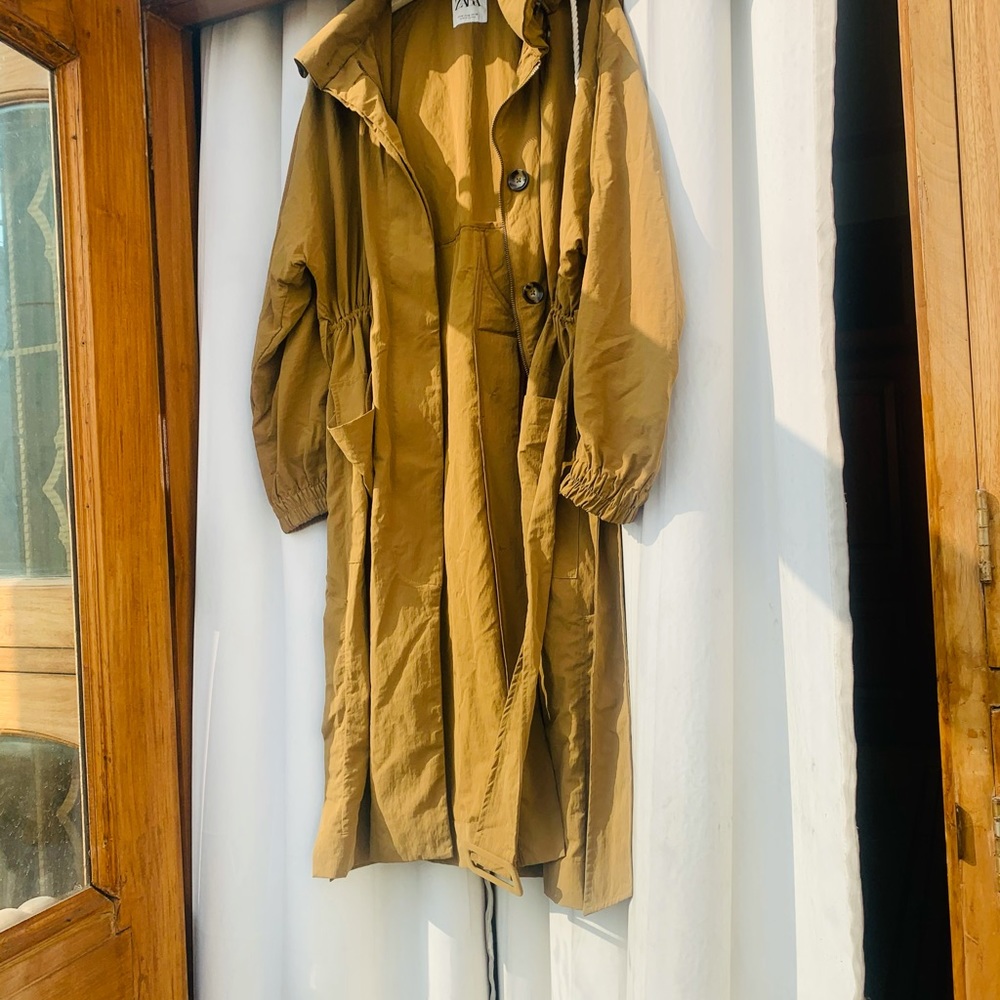‼️SOLD‼️Zara trenchcoat - Picture 4 of 4